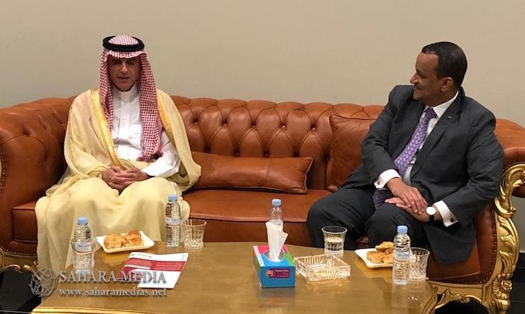 موريتانيا.. وصول وفود مرافقة لولي العهد السعودي (فيديو) وزير الخارجية السعودي والموريتاني في حديث بمطار نواكشوط الدولي (صحراء ميديا)