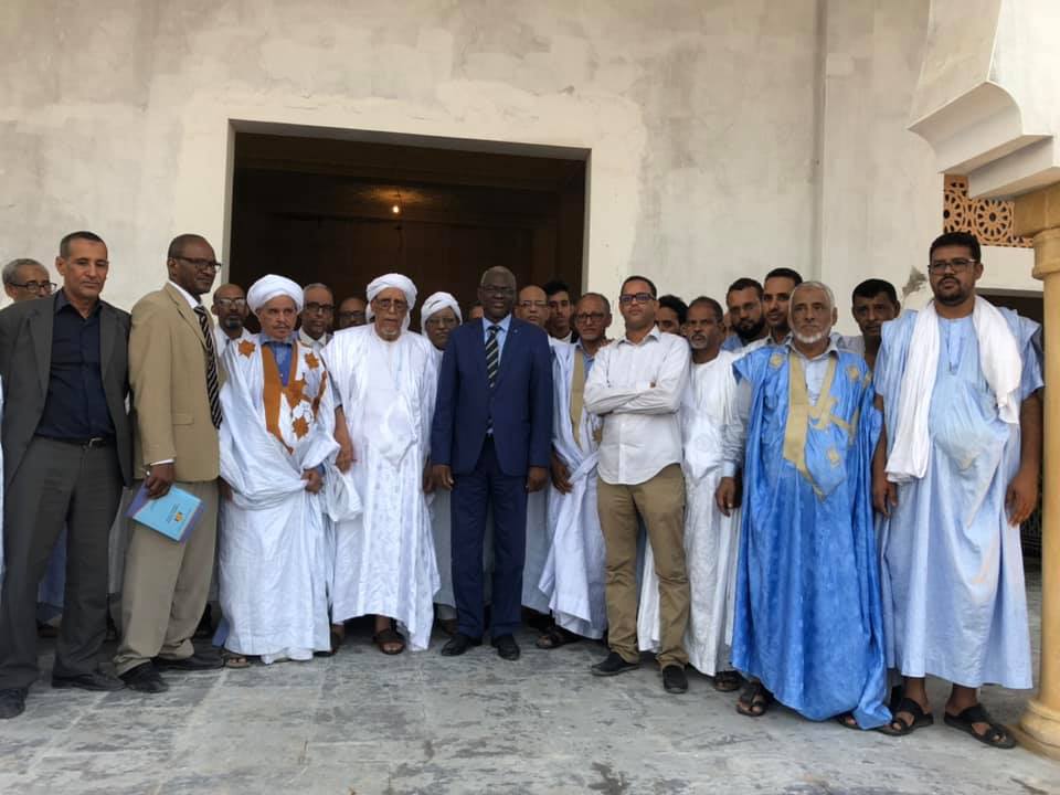 جامعة « شنقيط العصرية » تحصل على اعتماد الماستر وزير التعليم العالم في الحكومة الموريتانية المستقيلة، سيدي ولد سالم، في زيارة سابقة للمقر الجديد لجامعة "شنقيط العصرية"