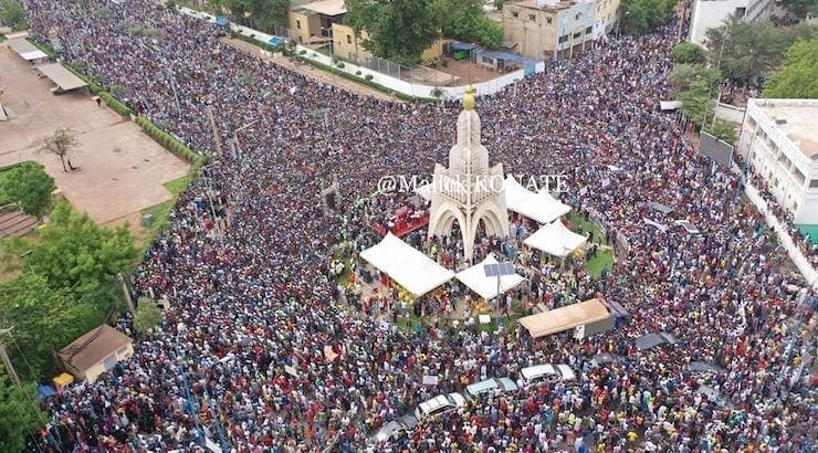 مالي.. احتجاجات وإطلاق نار بالقرب من سكن الرئيس