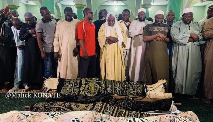 أزمة مالي.. المعارضة تشيع ضحايا الاحتجاجات وتدعو للتهدئة