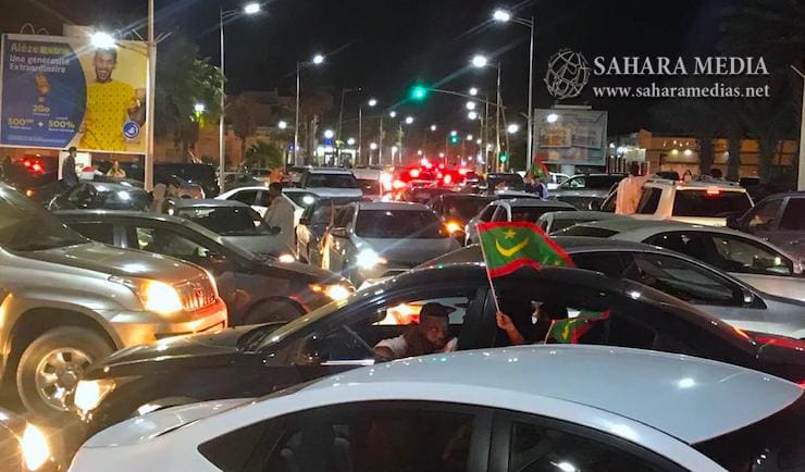 الموريتانيون يحتفون بالاستقلال على شارع المختار ولد داداه