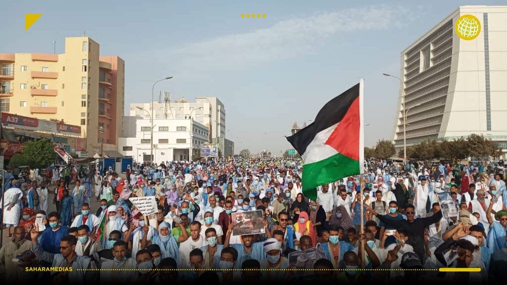 آلاف الموريتانيين يتظاهرون تضامنا مع الشعب الفلسطيني