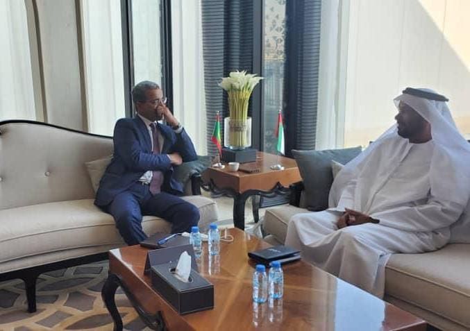 أبو ظبي.. وزير الصيد يستعرض فرص الاستثمار في قطاعه