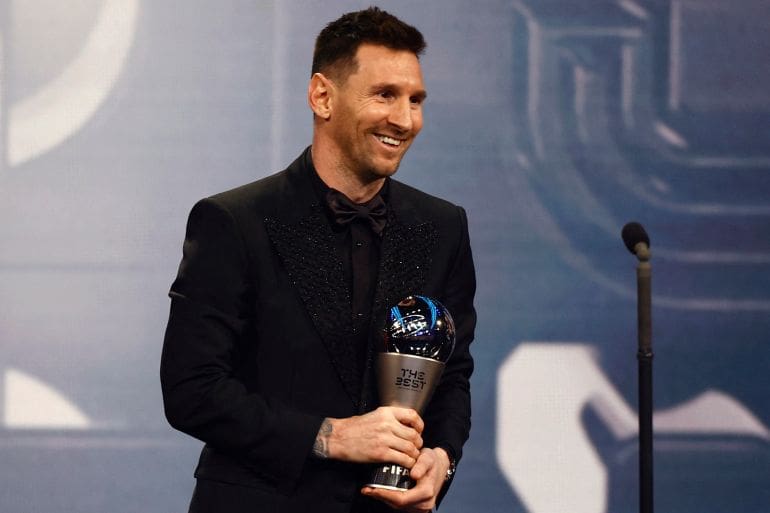 جائزة أفضل لاعب في العالم.. لمن صوت قائد ومدرب موريتانيا ؟