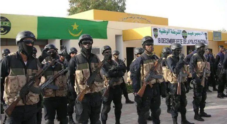 صاحب سوابق.. الشرطة تعتقلُ متهمًا بإحراق 3 سيارات