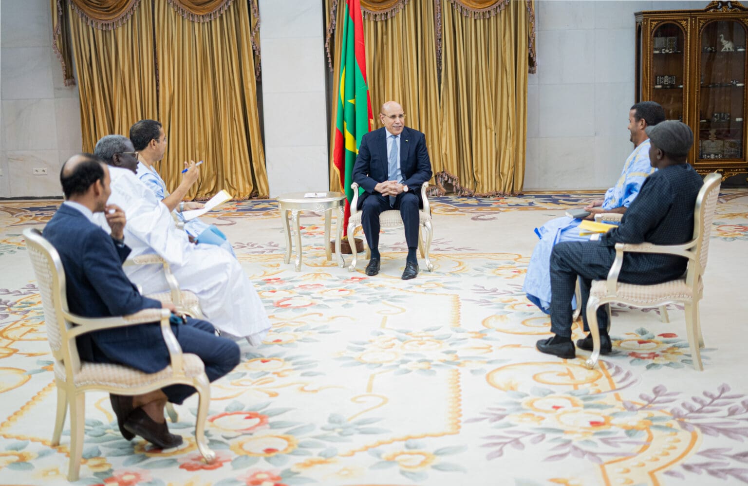 غزواني يجري مقابلة مع مؤسسات إعلامية خاصة