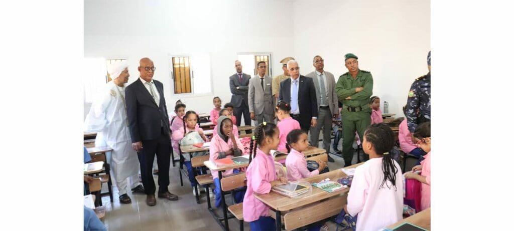 وزير التهذيب يطالب الآباء بتوفير الزي المدرسي قبل فوات الأوان