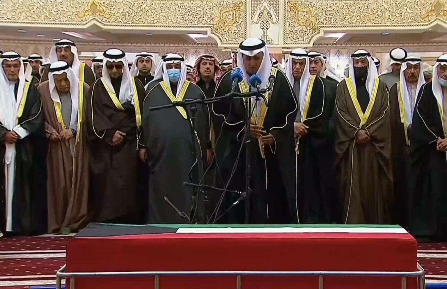الكويت تشيع أميرها الراحل نواف الأحمد