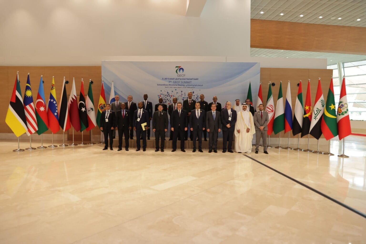 وزيرالبترول: نرغب في الاستفادة من خبرات الدول المصدرة للغاز