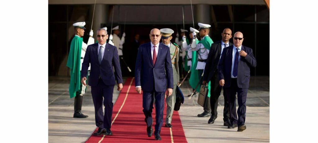 غزواني يغادر إلى دكار لحضور تنصيب الرئيس السنغالي