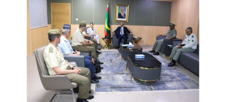 موريتانيا تبحث إمكانية التعاون مع المركز العالي لدراسات الدفاع بإسبانيا