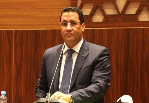 الوزير الأول أمام البرلمان: الفساد معضلة عالمية والعلاج يتطلب جهودا