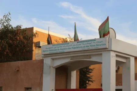 مدير وكالة سجل السكان ينفي وجود مشاكل فنية في التأشيرة الألكترونية