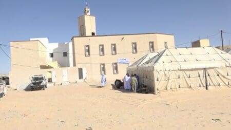 الترحيل.. جمعية المعالي للتنمية تدشن مسجدا ومحظرة