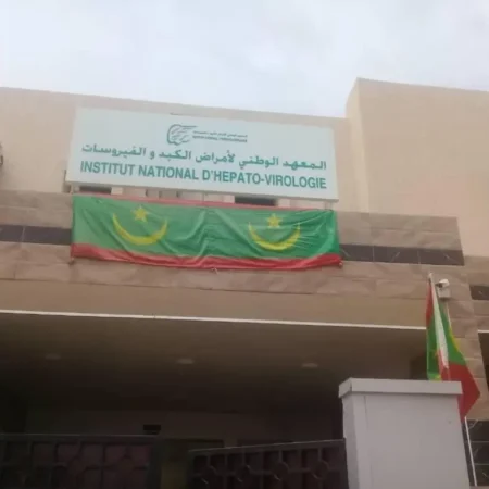 خلفاً للمدير المستقيل.. تعيين مدير جديد “لمعهد الفيروسات”