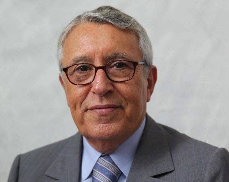 محمد بن عيسى.. رحيل شخصية مغربية أثرت السياسة والثقافة والفن