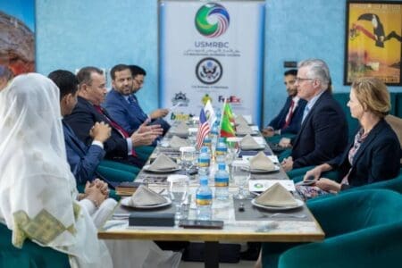 لبحث فرص الاستثمار في مجال التعدين.. وفد أمريكي في موريتانيا