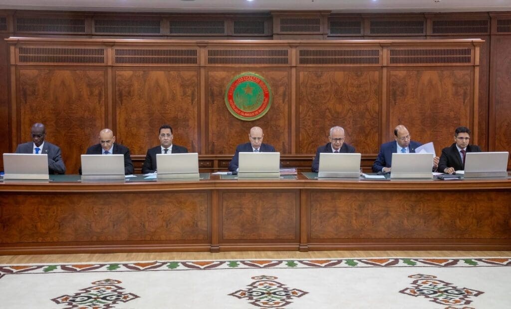 مجلس الوزراء يجري تعيينات واسعة في عدة قطاعات