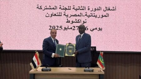 شملت الصيد والإعلام.. موريتانيا ومصر توقعان 13 اتفاقية
