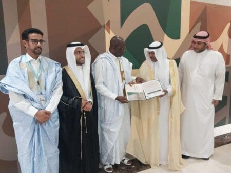 موريتانيا تتسلم وثيقة الترتيبات الأولية لحجّاجها لموسم الحج القادم