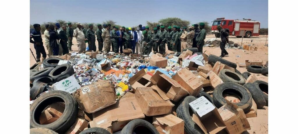 روصو.. إحباط محاولة تهريب كميات من الأدوية المنتهية الصلاحية والخمور