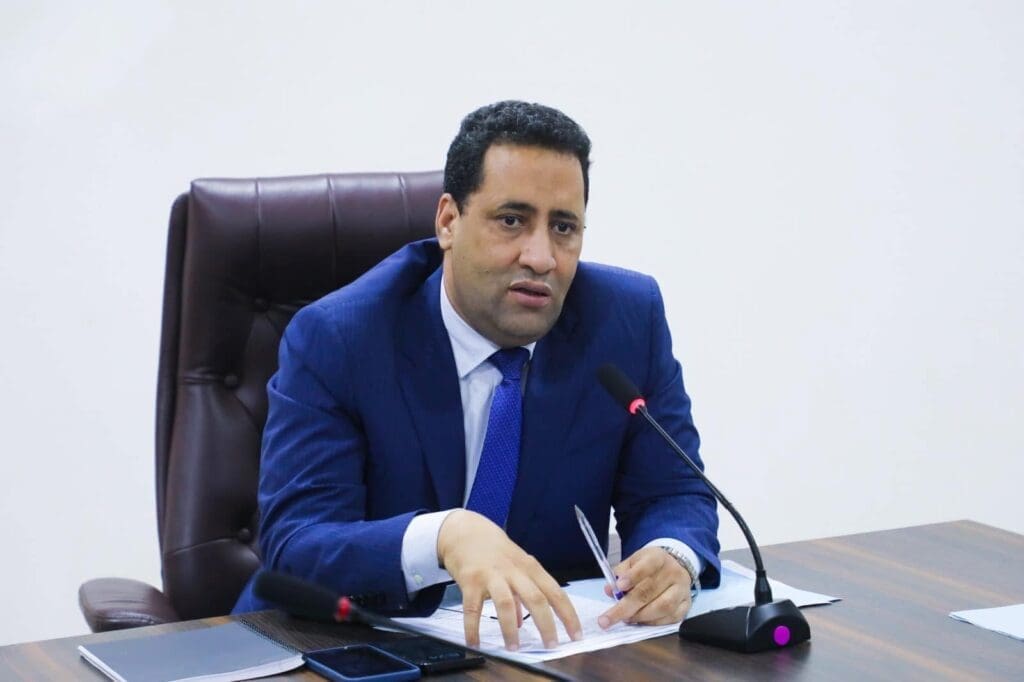 الوزير الأول يشدد على ضرورة “سد النواقص” استعدادا لموسم الأمطار