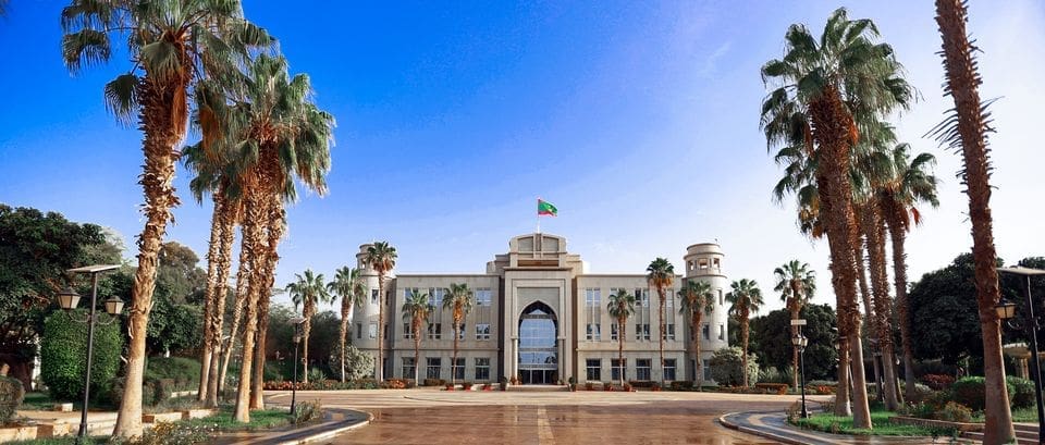 موريتانيا.. الرئاسة تستدعي أربعين شخصية سياسية لنقاش وثيقة الحوار