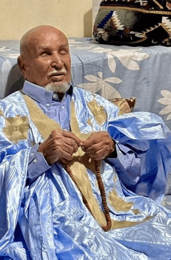 موريتانيا.. وفاة والد الرئيس السابق محمد ولد عبد العزيز