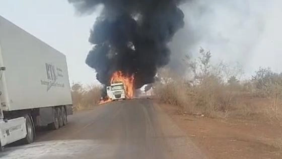 مالي.. شاحنات سنغالية تتعرّض لهجوم في منطقة تاسيريت