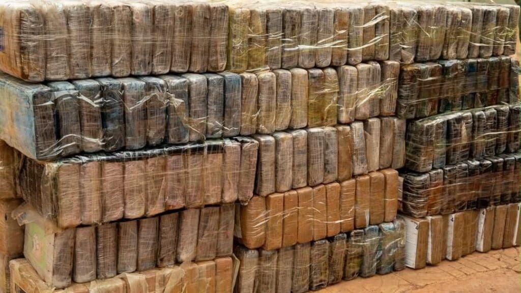 قيمتها تتجاوز 58 مليار فرنك.. السنغال تضبط طنا من الكوكايين