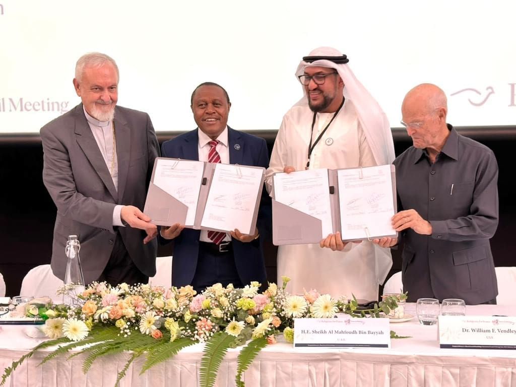 أبوظبي تستضيف أكبر تجمع عالمي للحوار بين الأديان في 2027