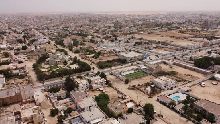 مصادر: أسر في عرفات تتلقى إشعارات بإخلاء منازلها تمهيداً لهدمها