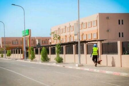 تعهد لهم بها الرئيس.. أساتذة جامعيون يطالبون بمنحهم قطعا أرضية