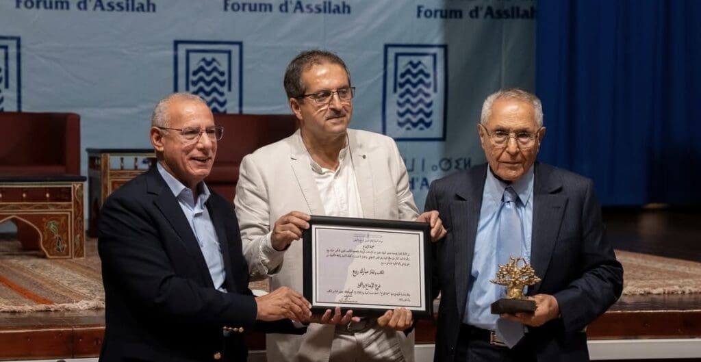 موسم أصيلة يحتفي بالتجربة الأدبية والفكرية للكاتب المغربي مبارك ربيع