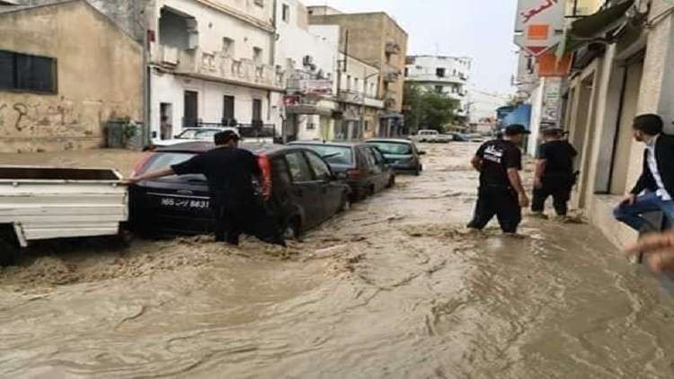 فيضانات قوية تقتل 5 أشخاص في تونس