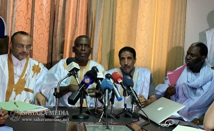 موريتانيا.. مرشحو المعارضة يرفضون النتائج ويدعون للحوار المرشح بيرام ولد الداه اعبيد متحدثاً خلال المؤتمر الصحفي (صحراء ميديا)