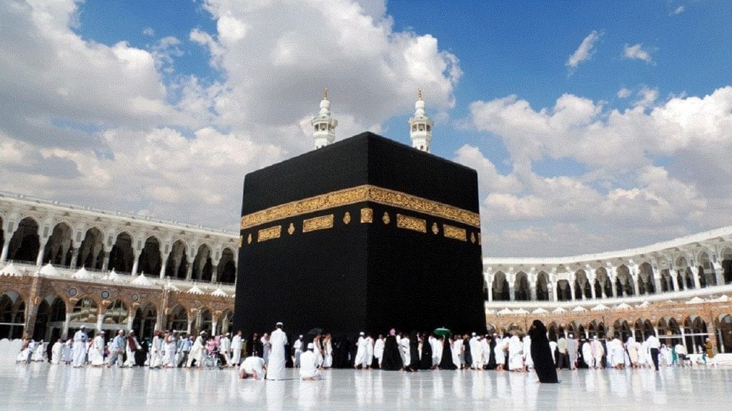 السعودية.. رفع الطاقة الاستعابية للعمرة إلى 100 ألف