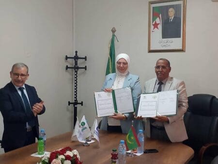موريتانيا والجزائر تتعاونان “لرفع كفاءة مختبرات مراقبة جودة الأدوية”