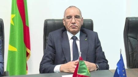 مصدر معارض: وزير الداخلية أقسم أن الرئيس لن يترشح لمأمورية ثالثة