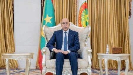 الرئيس الموريتاني يتعهد بمواصلة دعم حقوق العمال.. وعمال يحيون عيدهم