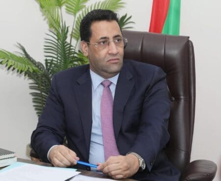 الوزير الأول: الضرائب على المحروقات انخفضت إلى 29% من سعر اللتر