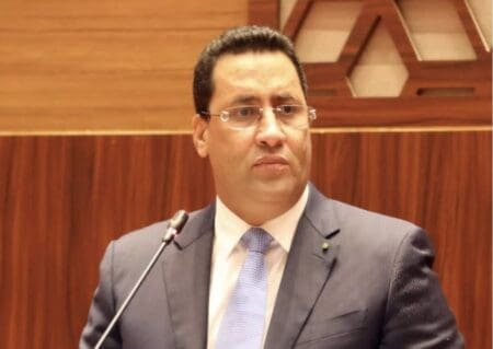 ولد أجاي: أسئلة المؤتمر الصحفي غطت القضايا الكبرى والرئيس قدم أجوبة صادقة