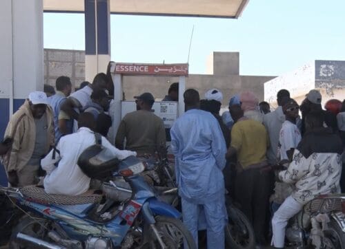 طوابير أمام محطة للوقود في العاصمة نواكشوط